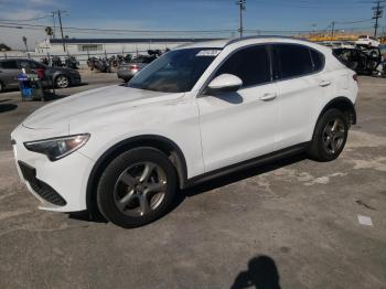  Salvage Alfa Romeo Stelvio