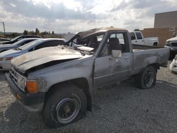  Salvage Toyota Pickup