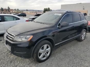  Salvage Volkswagen Touareg