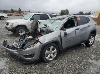  Salvage Jeep Compass