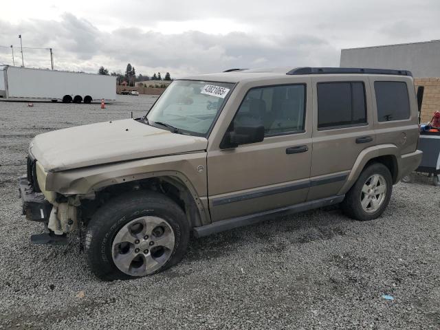  Salvage Jeep Commander