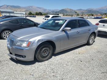 Salvage Chrysler 300