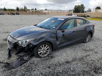  Salvage Mazda 3