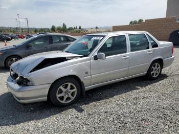  Salvage Volvo S70