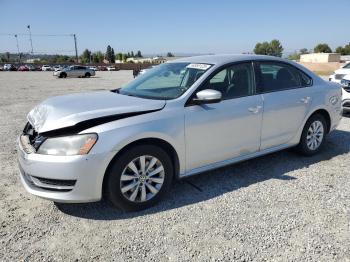  Salvage Volkswagen Passat