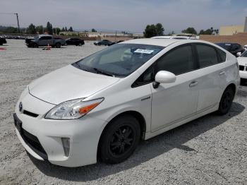  Salvage Toyota Prius