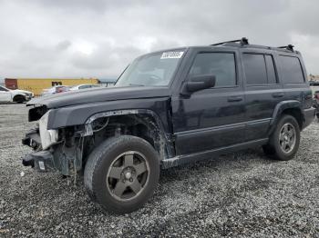  Salvage Jeep Commander