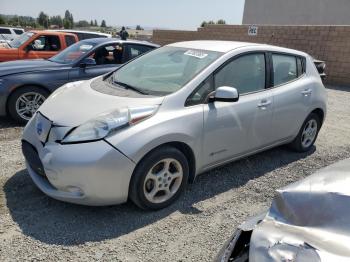  Salvage Nissan LEAF