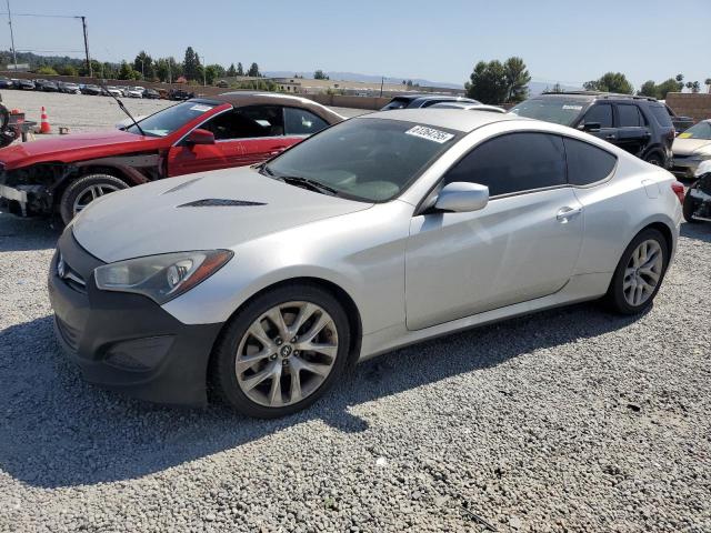  Salvage Hyundai Genesis