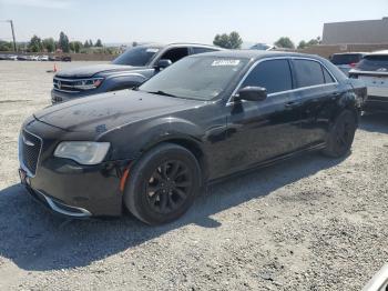  Salvage Chrysler 300