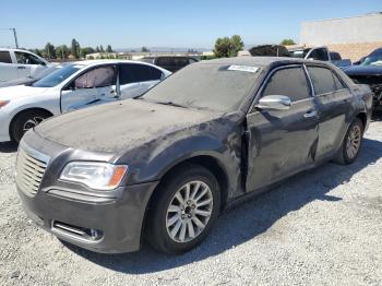  Salvage Chrysler 300