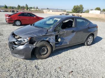  Salvage Nissan Versa