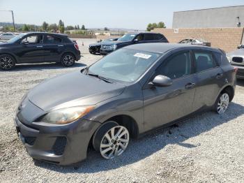  Salvage Mazda 3