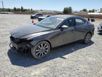  Salvage Mazda 3