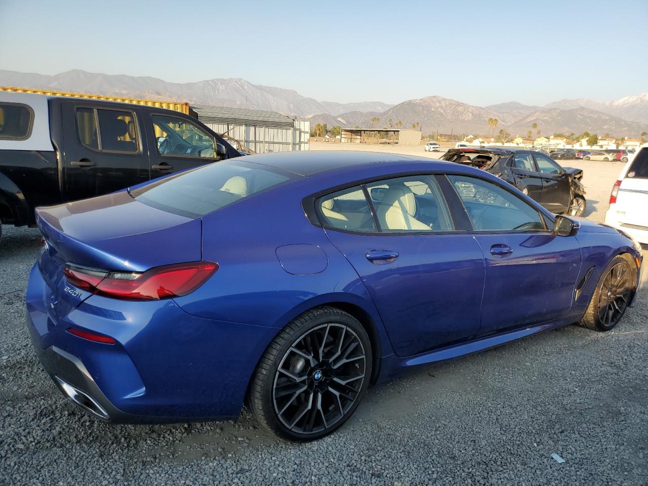 BMW 8 Series Image 3