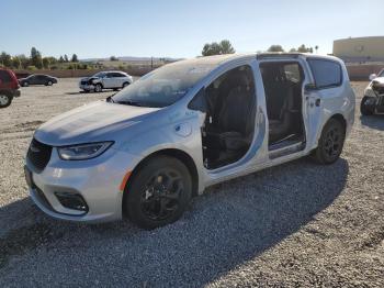  Salvage Chrysler Pacifica