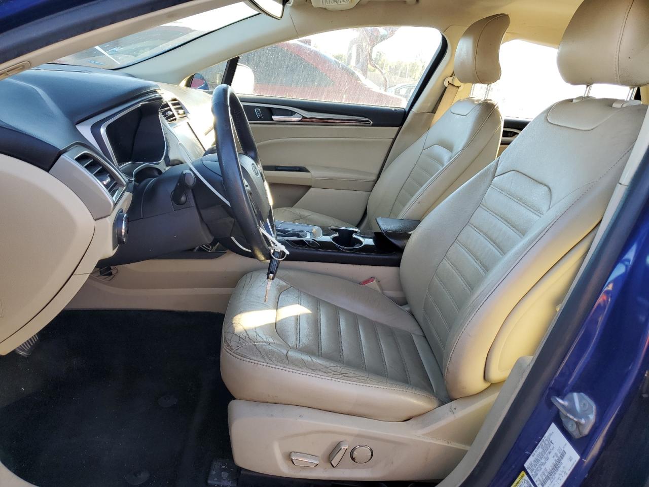 Ford Fusion Se Image 12