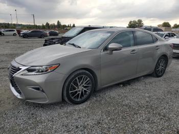  Salvage Lexus Es
