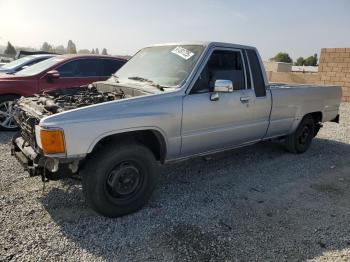 Salvage Toyota Pickup
