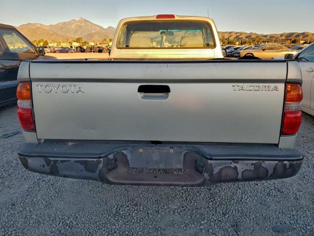 Toyota Tacoma Image 8