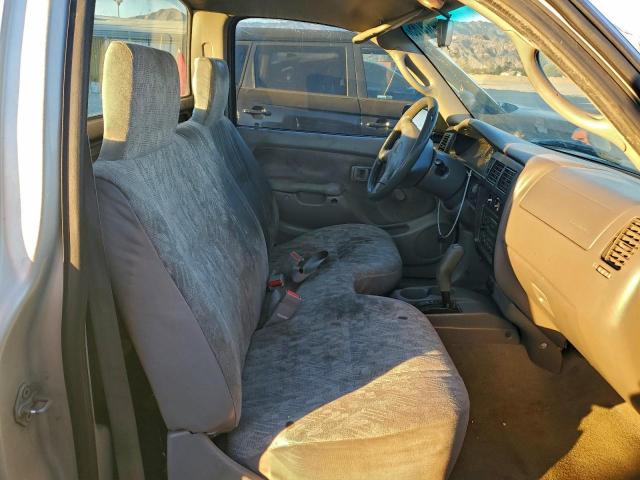 Toyota Tacoma Image 10