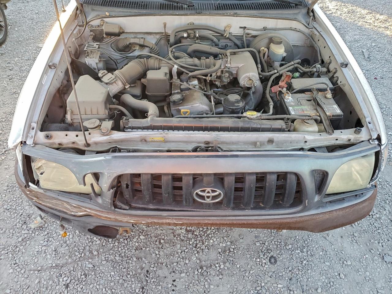 Toyota Tacoma Image 12