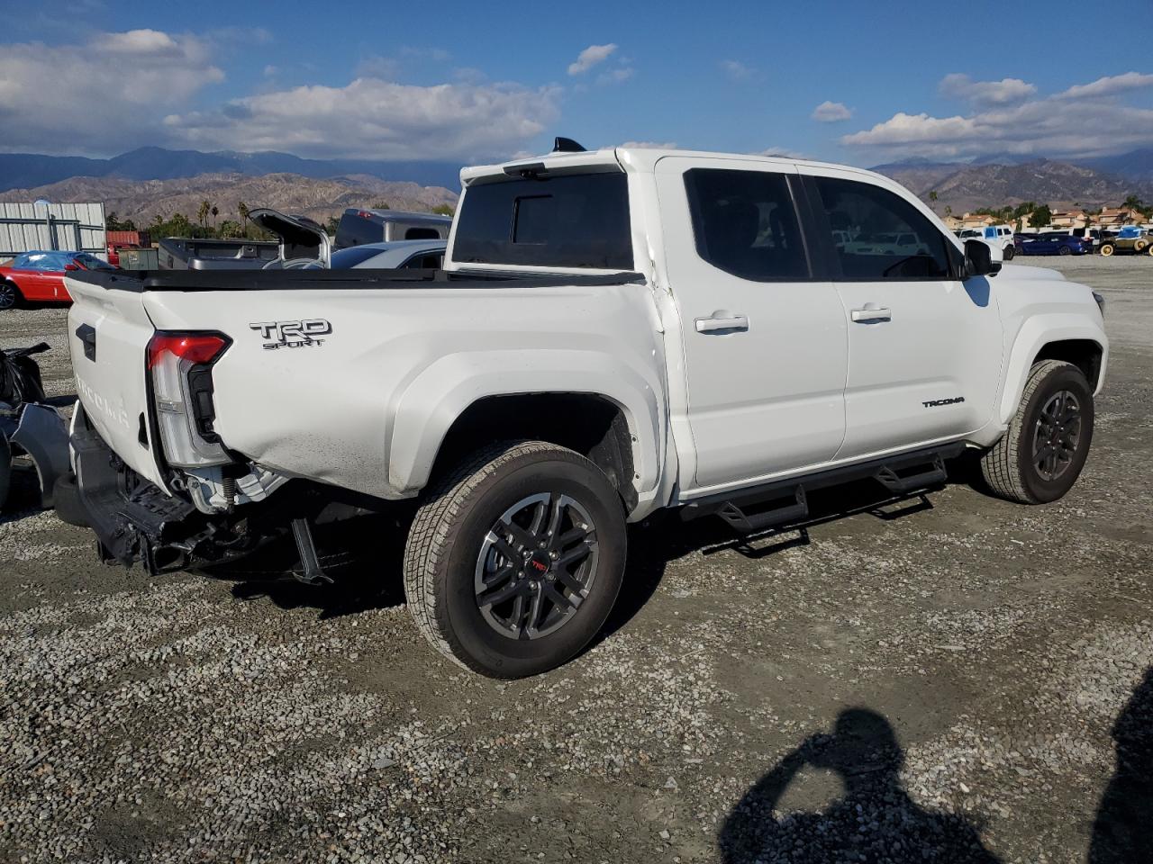 Toyota Tacoma Double Cab Image 2