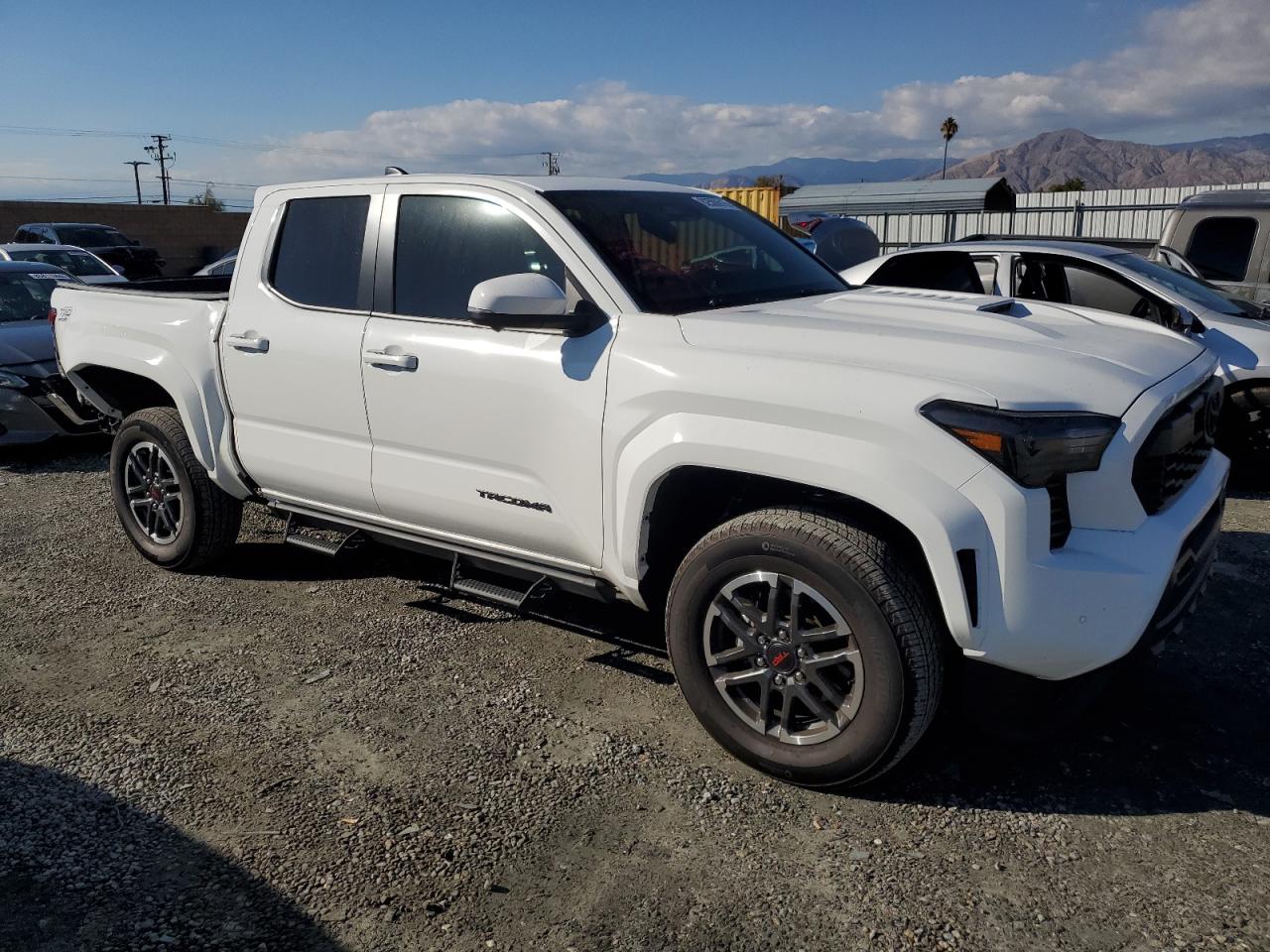 Toyota Tacoma Double Cab Image 8