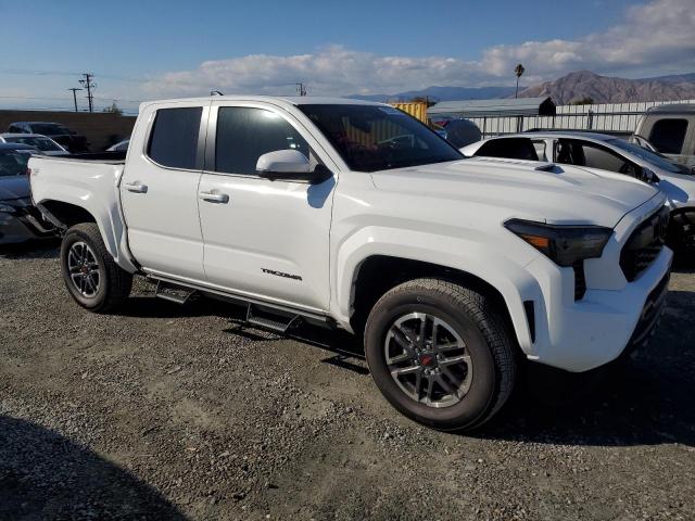 Toyota Tacoma Double Cab Image 8