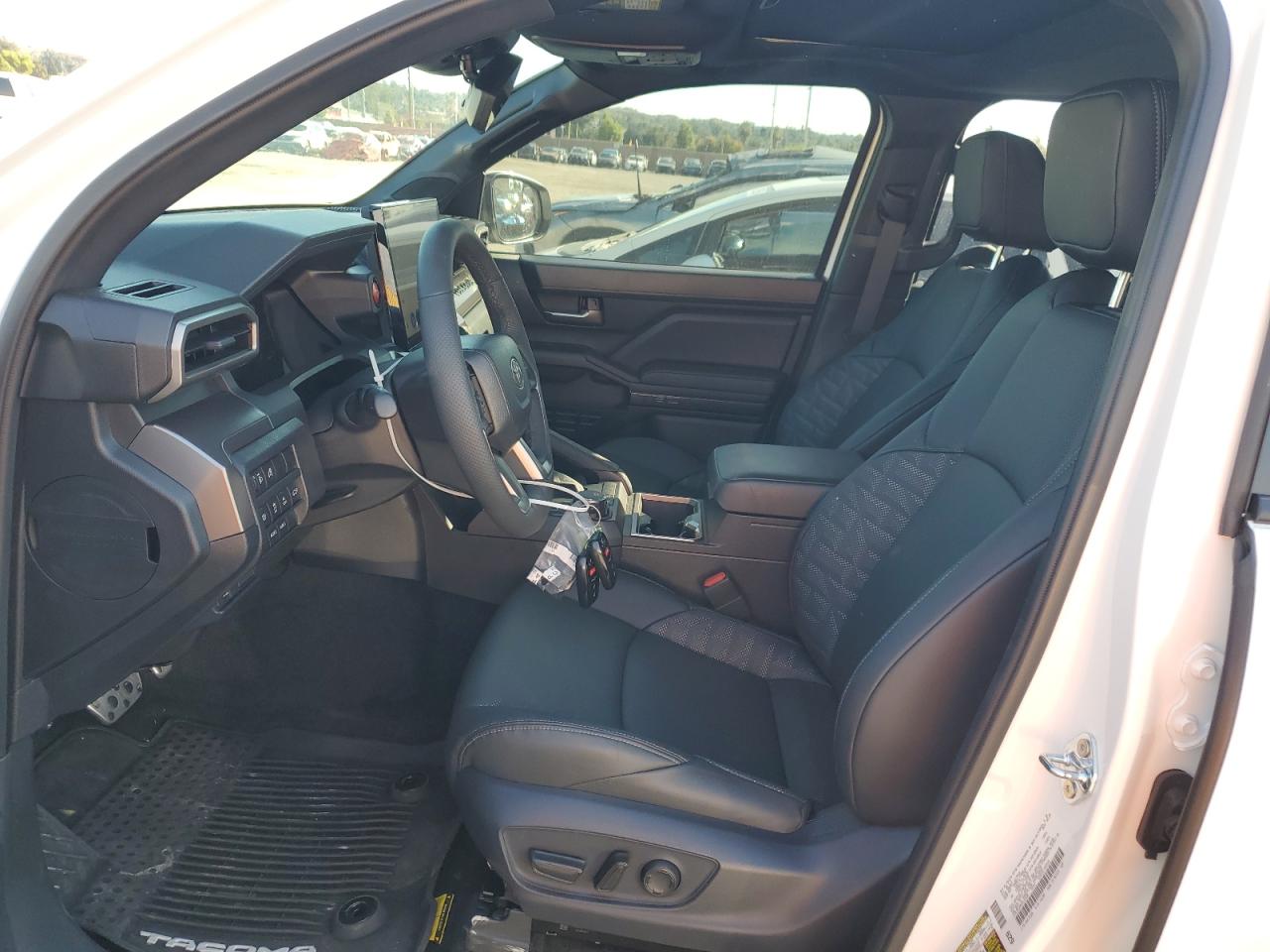 Toyota Tacoma Double Cab Image 5