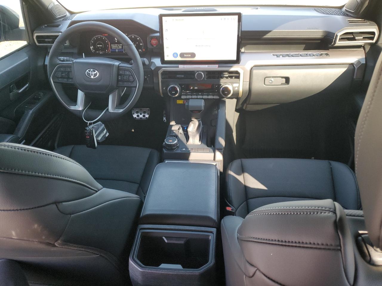 Toyota Tacoma Double Cab Image 7