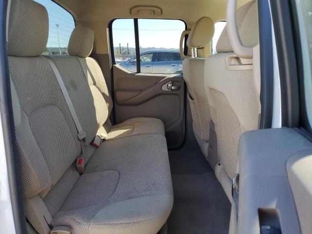 Nissan Frontier Crew Cab Le Image 10