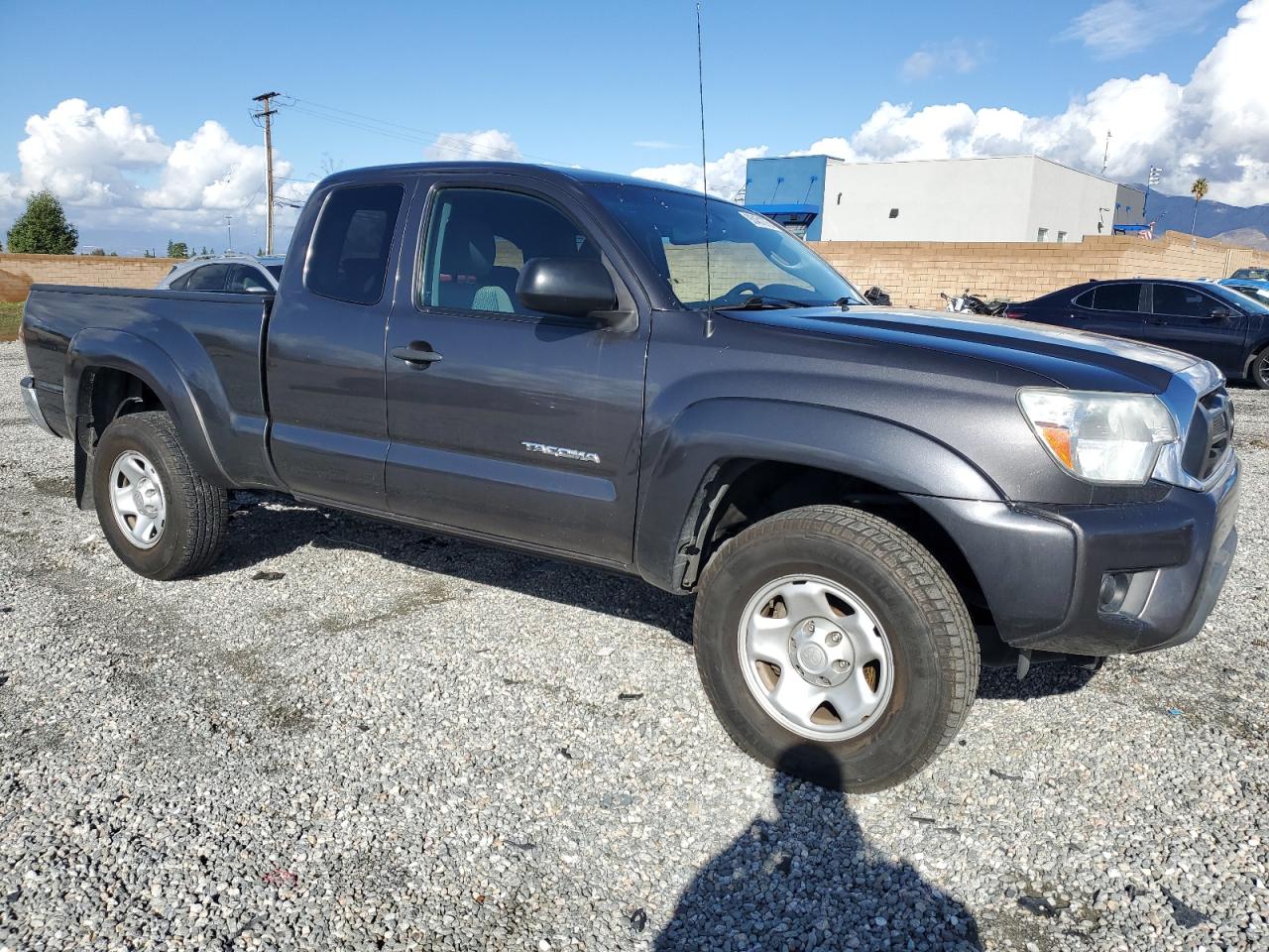 Toyota Tacoma Prerunner Access Cab Image 5