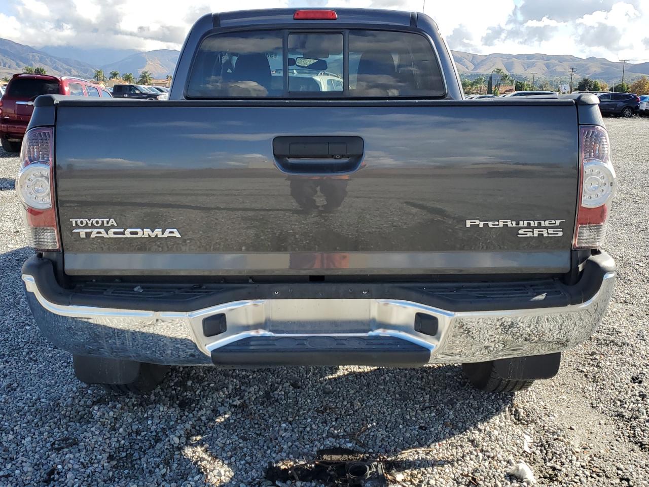 Toyota Tacoma Prerunner Access Cab Image 6