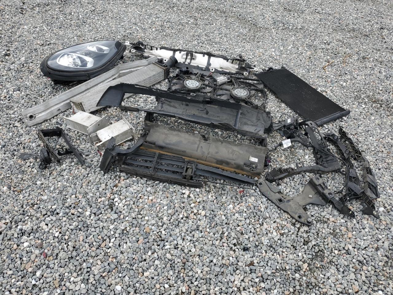 Porsche Macan Image 11