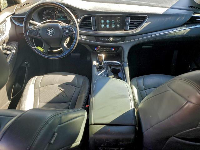 Buick Enclave Essence Image 6