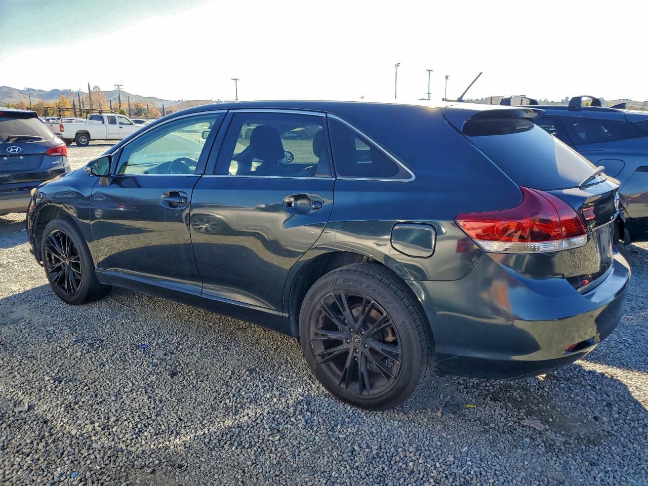 Toyota Venza Le Image 12