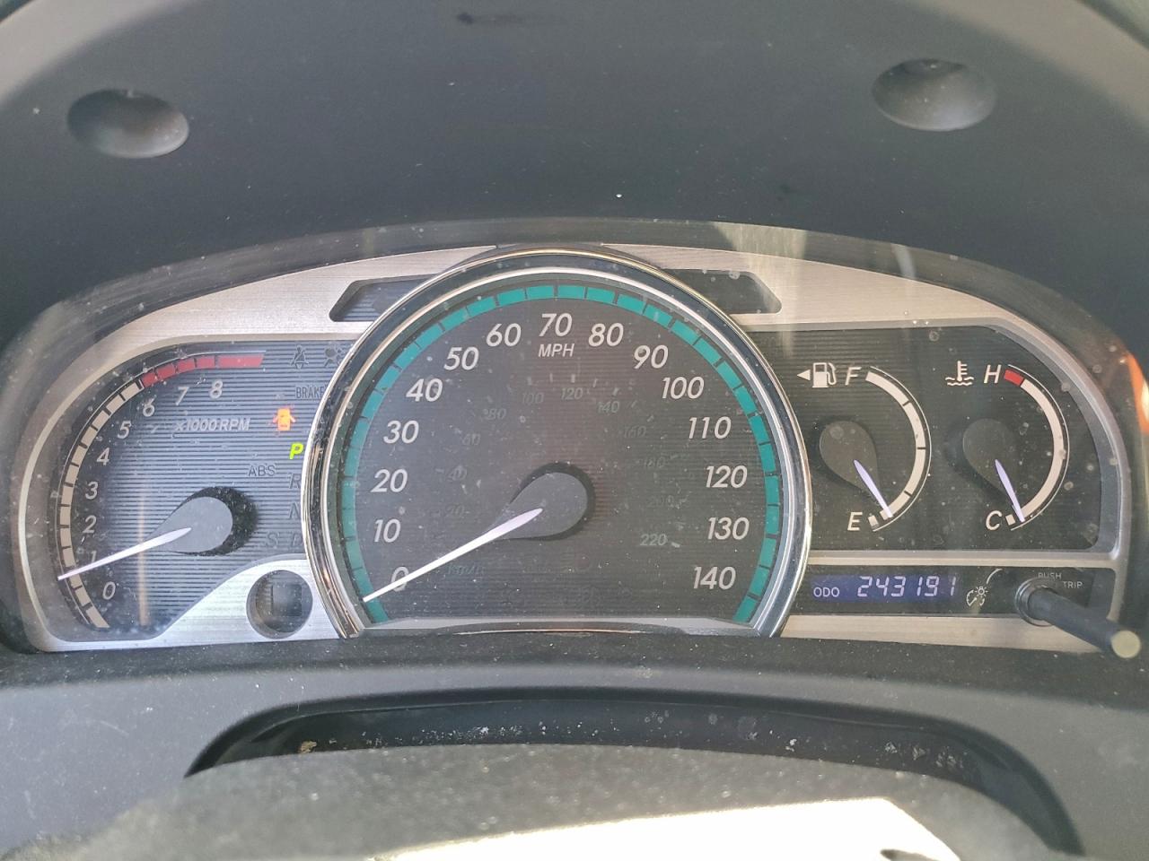 Toyota Venza Le Image 5