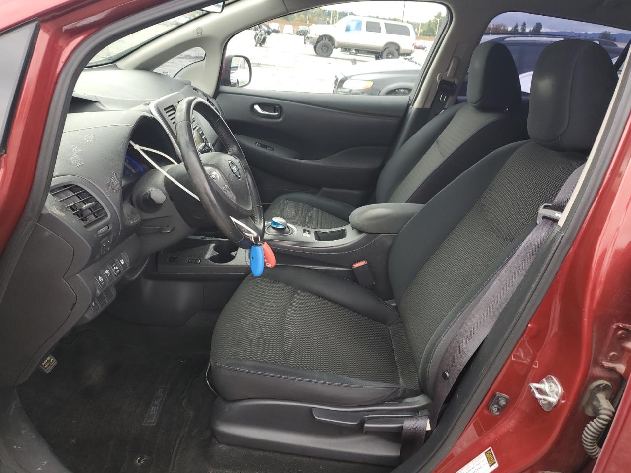 Nissan LEAF S Image 2