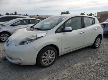  Salvage Nissan LEAF
