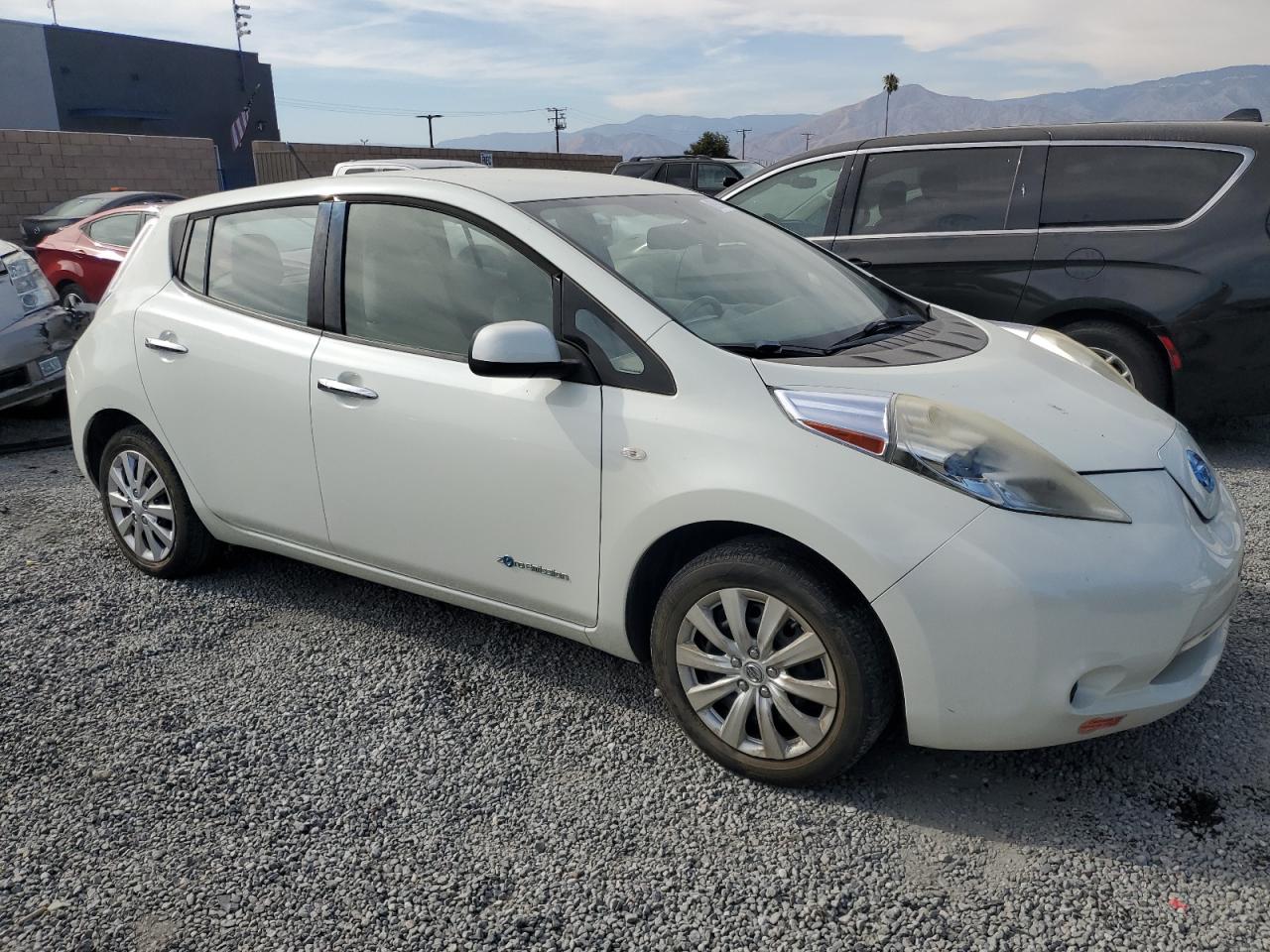 Nissan LEAF Sv Image 12