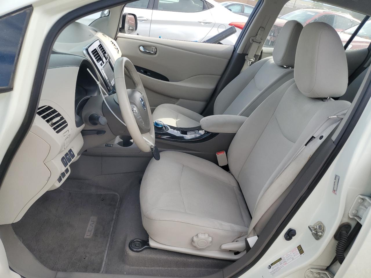 Nissan LEAF Sv Image 7