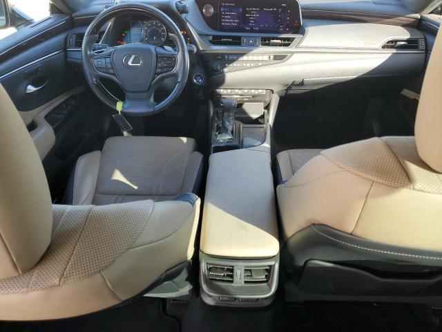 Lexus Es 300h Image 11