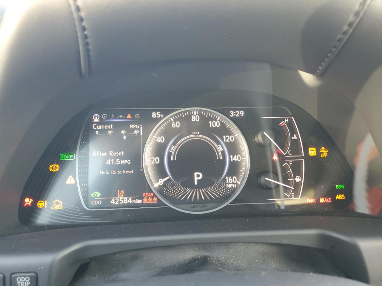 Lexus Es 300h Image 5