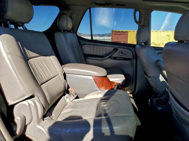 Toyota Sequoia Limited Image 8