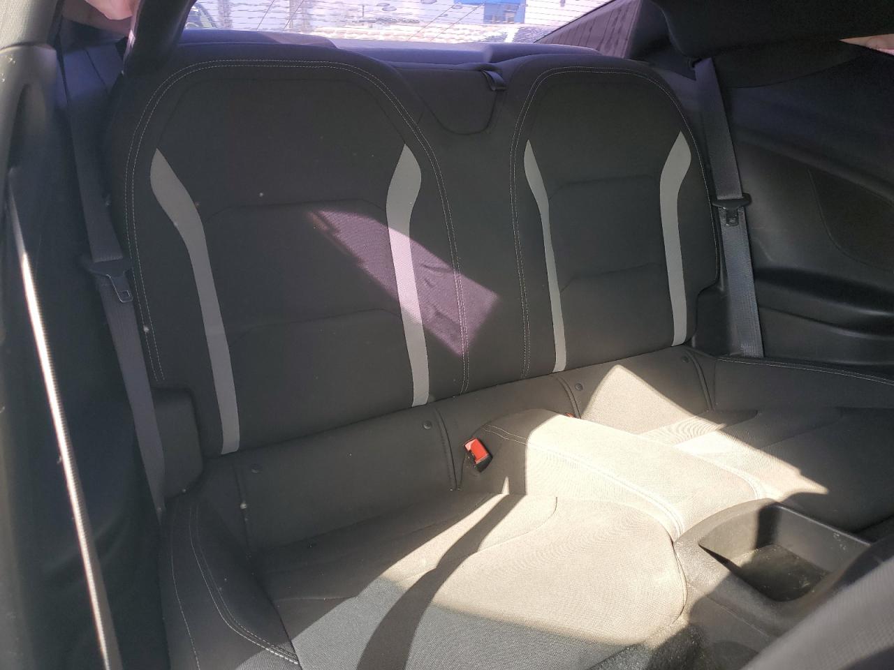 Chevrolet Camaro Lt Image 10