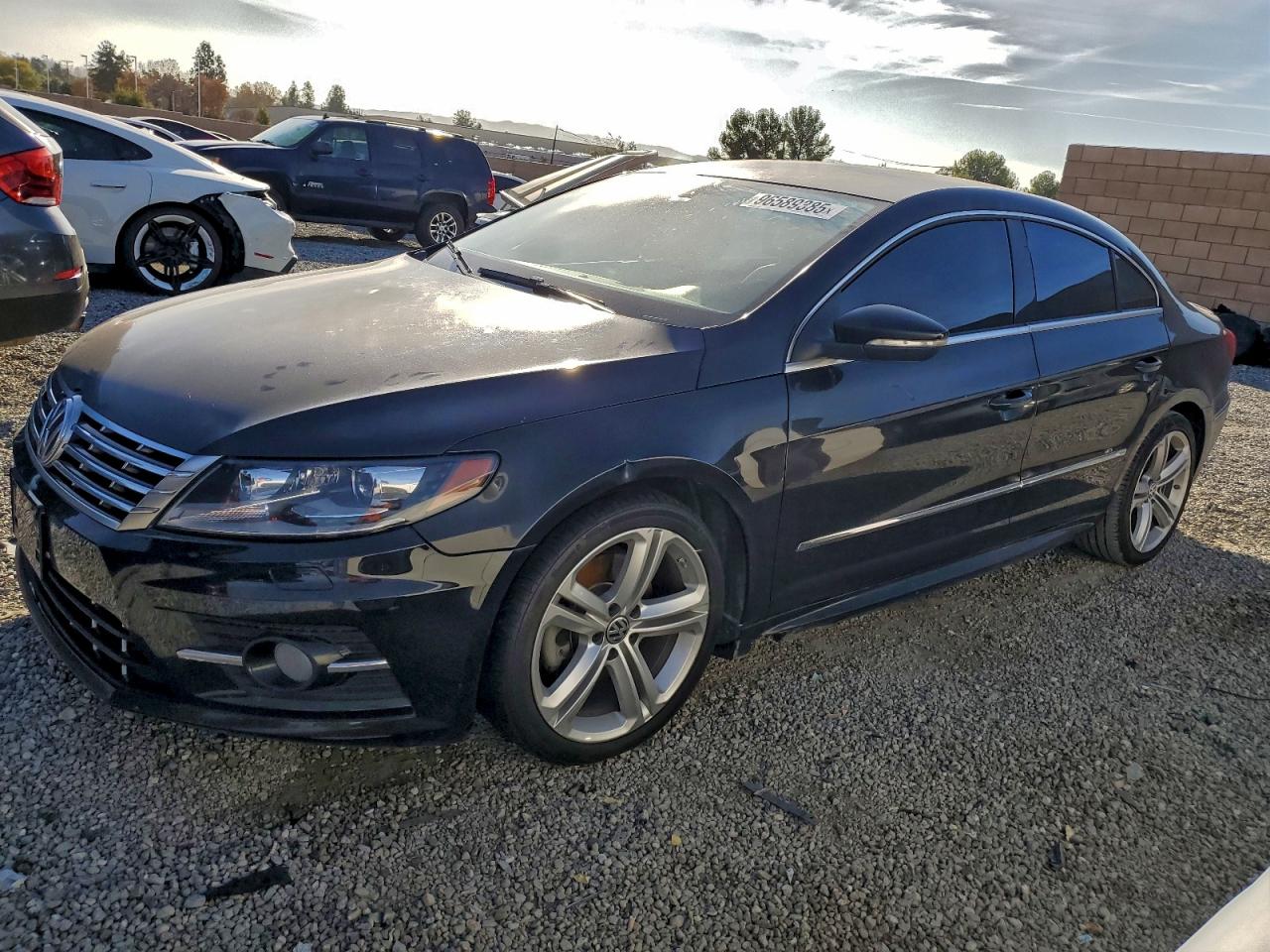 Volkswagen CC Sport Image 1