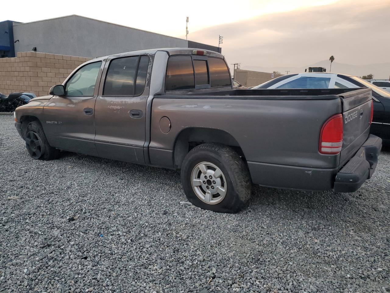 Dodge Dakota Quad Slt Image 8