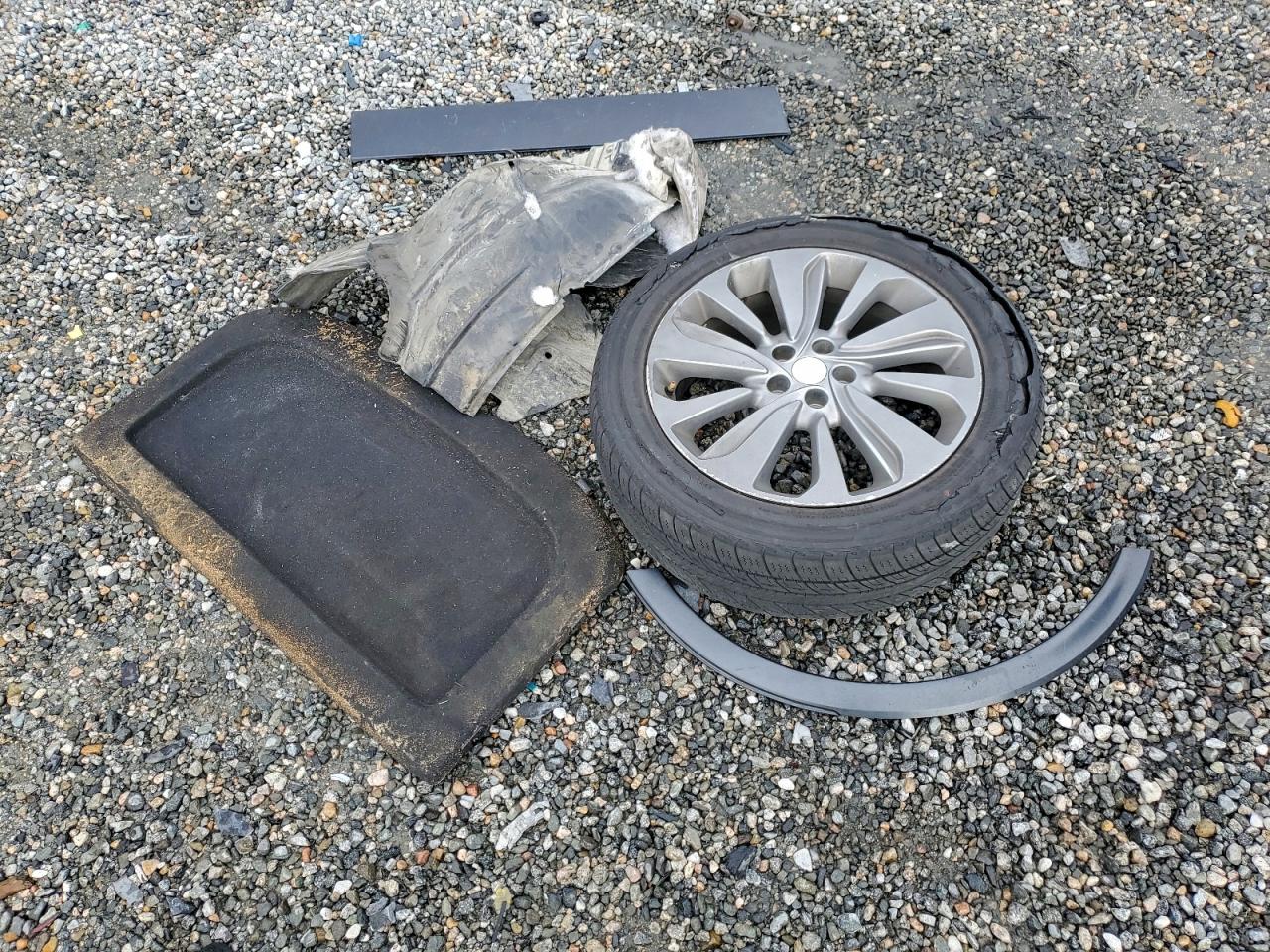 Buick Encore Preferred Image 7