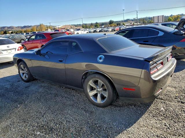 Dodge Challenger Sxt Image 8